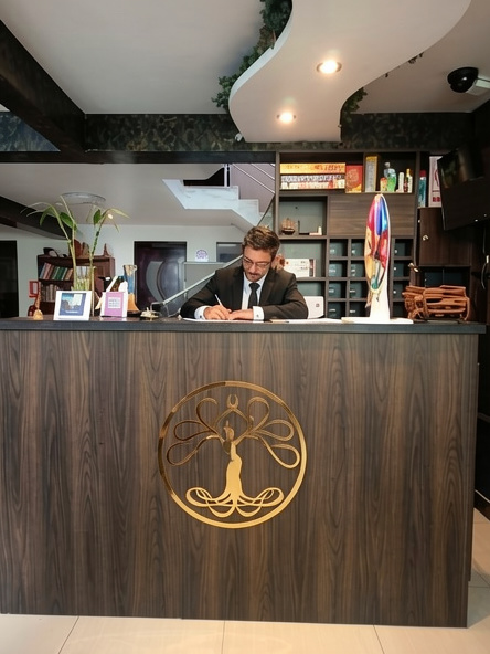 Servicios y comodidades Hidden Garden Hotel